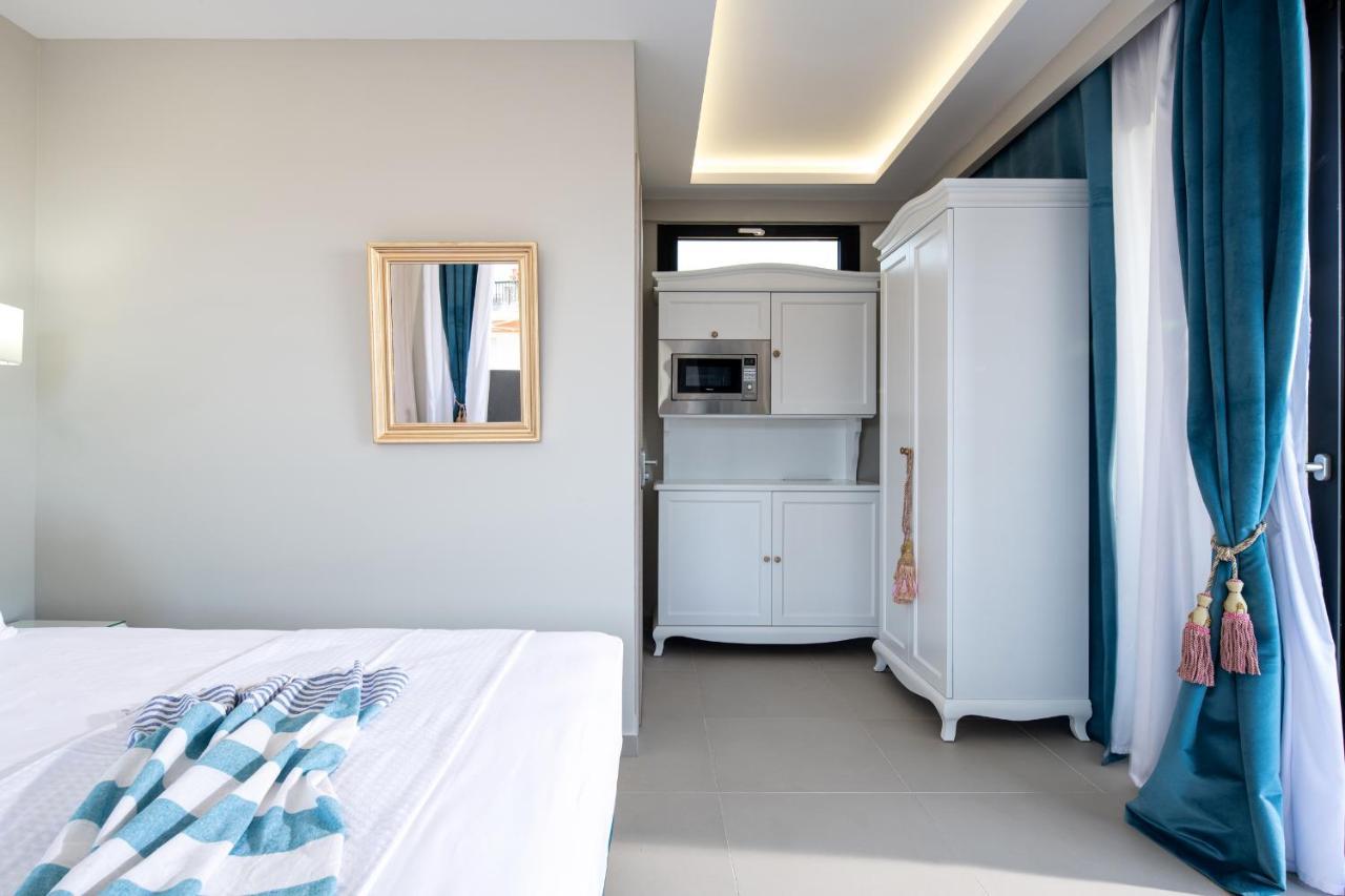 Light Blue Hotel Nea Kallikrateia Eksteriør bilde