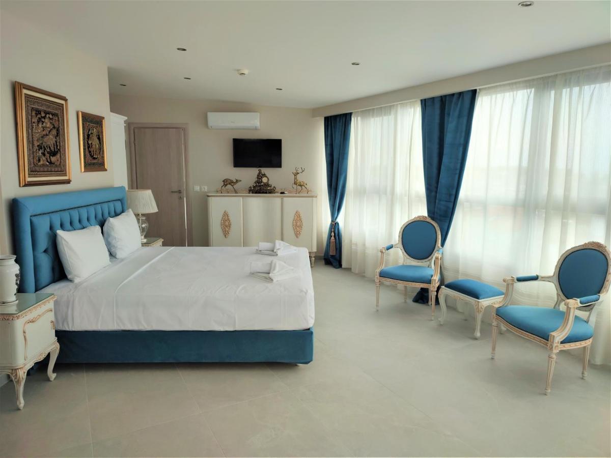 Light Blue Hotel Nea Kallikrateia Eksteriør bilde